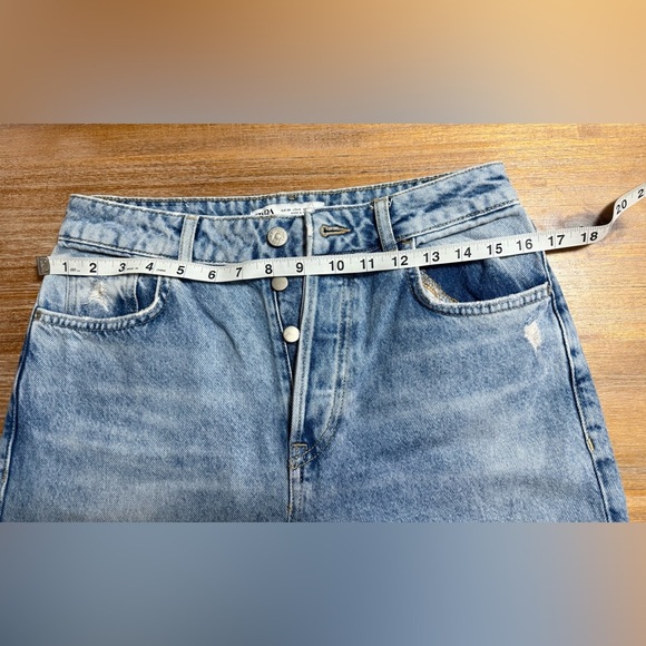 Zara high waisted multi-button jeans - Picture 14 of 14